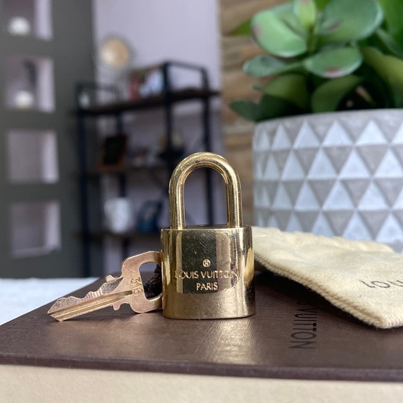 Louis Vuitton Accessories - ❤️authentic lock and key
